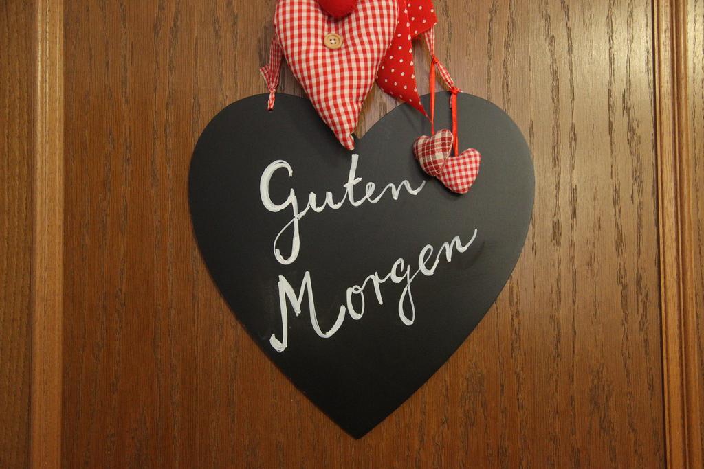 Haus Jutta Hotell Goessweinstein Eksteriør bilde