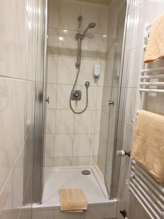 Haus Jutta Hotell Goessweinstein Eksteriør bilde